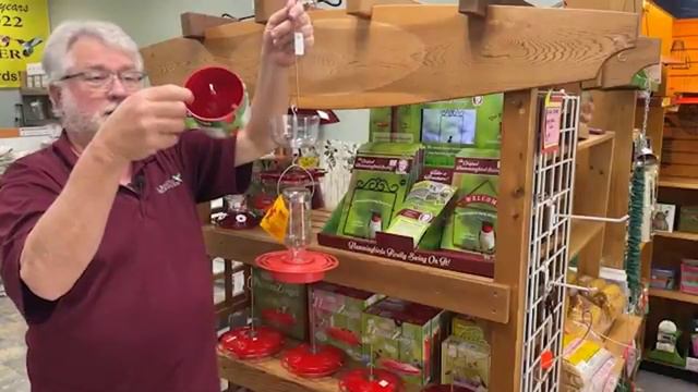 The Easiest Way To Keep Ants Out Of Hummingbird And Oriole Feeders