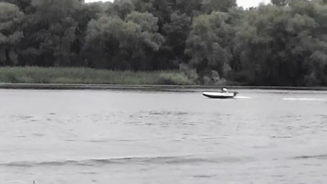 Лодка романтика ветерок 12 смотреть онлайн