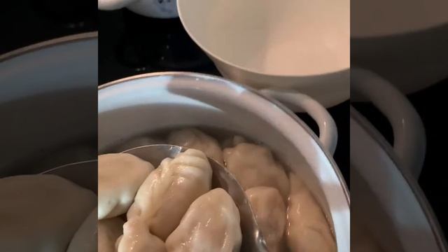 Готовим на обед калмыцкие береги-пельмени по-калмыцки, лепка косичкой смотреть онлайн