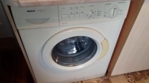 Стиральная машина Bosch maxx 4  не крутит барабан на отжиме  и сильно пригает. Решено!