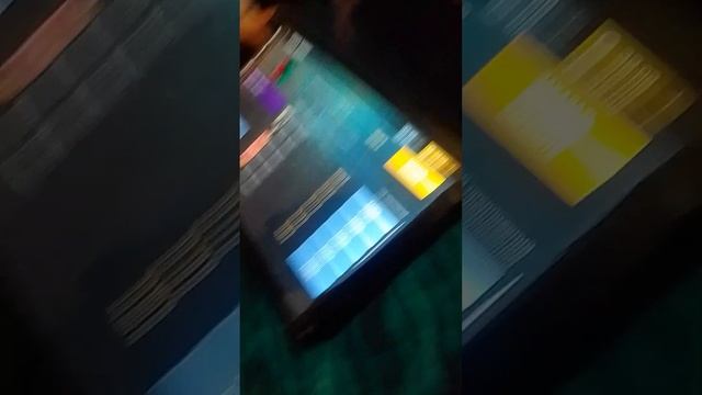 открываем стикерпак??? смотреть онлайн