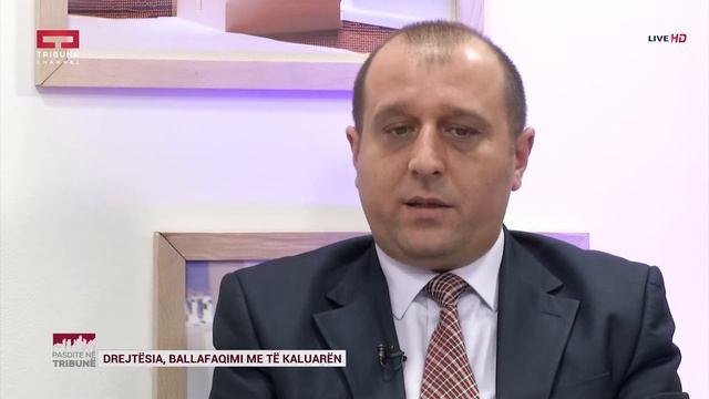 Pasdite në Tribunë - Florian Dushi - Zëvendës Ministër i Drejtësisë смотреть онлайн