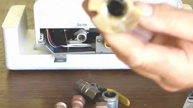 Portable tankless water heater connections - EZ101 camping farm ranch hunting fishing cabin смотреть онлайн