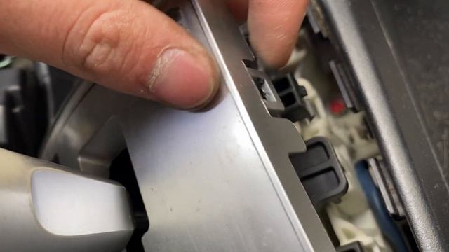 ДИКИЙ ВЫХЛОП ЛАНСЕР Х 1.5. покраска пластика салона. смотреть онлайн