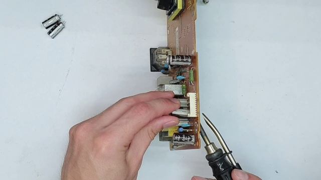 ремонт монитора LGW2243T monitor does not work, the light blinks смотреть онлайн