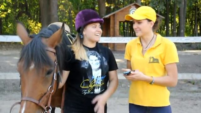 Анита Крылова отзывы: "Обучаюсь верховой езде у Аниты.Она просто супер тренер. Спасибо!" смотреть онлайн