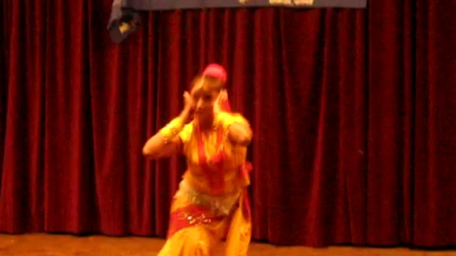 Рома Неупане: Непальский цветок