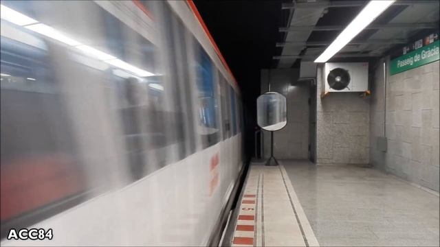 Estación De Passeig De Gràcia : Rodalies Y Metro ( Barcelona )