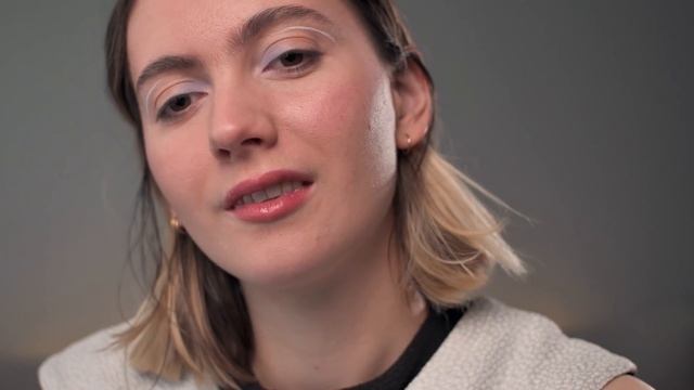 ASMR - Tracing your face, and drawing hearts on your cheek ? [personal attention] смотреть онлайн