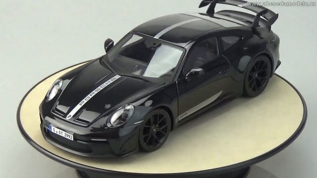 Porsche 911 GT3 Maisto 1:18 смотреть онлайн