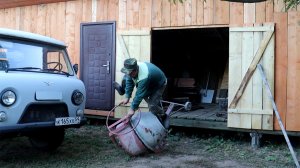 Вытащил бетономешалку из сарая