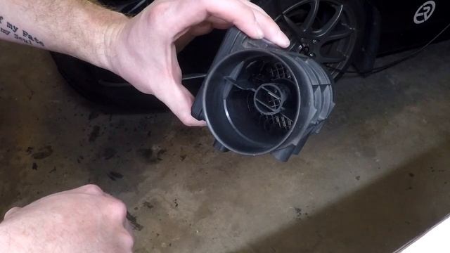How To Clean Mass Air Flow Sensor смотреть онлайн