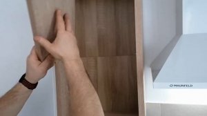 Как спрятать вырез для вентиля газовой трубы, если кухонная полка открытая?