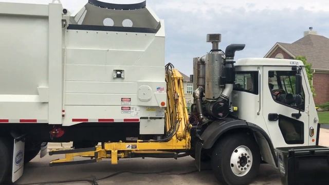 Flood Brothers Rental Mack LR Heil Python Garbage Truck on 30 Ottos смотреть онлайн