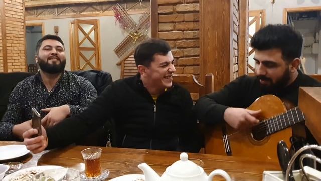 #sakit #sakitsamedov  #sohret #eliwkoritm  в Баку с друзьями ❤️