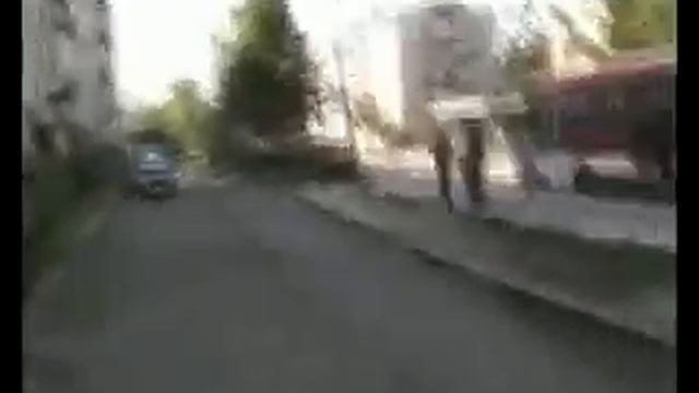 выкинул компьютер с окна смотреть онлайн