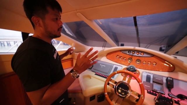 AZIMUT ITALY YACHT 62 FLYBRIDGE. RUMAH PONDOK INDAH BERJALAN JONY JONY MY FRIEND