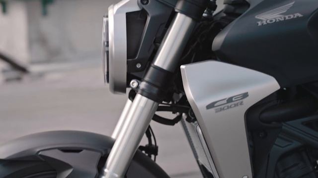 Honda CB300R Japan Crafted смотреть онлайн