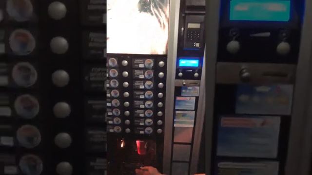 Кофе автоматы Necta Kikko Max ToGo 250 мл. смотреть онлайн