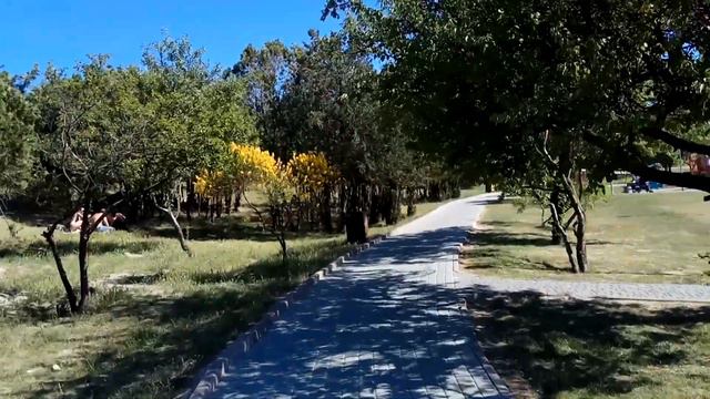 Крым 2018. Лето. Пляж Солнечный, Севастополь, парк Анны Ахматовой смотреть онлайн