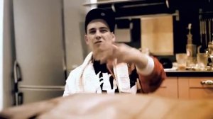 Триагрутрика Триагрутрика ft  Витя АК   Чемодан Лавэ