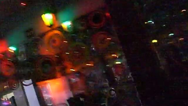 Танцы под проливным дождем в клубе Ставрополь смотреть онлайн