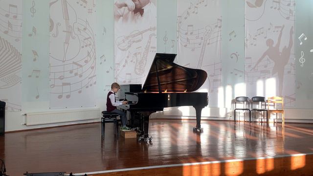 И. Иордан. Охота за бабочкой. исп. Евгений Анищенко смотреть онлайн