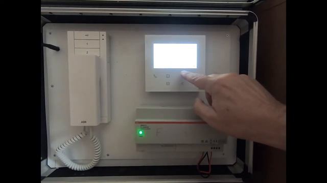 Configurar monitor WIFI ABB WELCOME para IOS y ANDROID смотреть онлайн