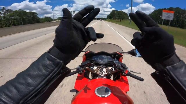 2014 Honda VFR 800 | First Ride смотреть онлайн
