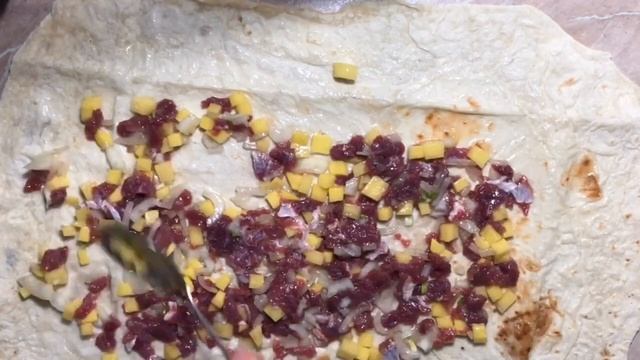 НАКОНЕЦ-ТО Я НАШЛА БЫСТРЫЙ РЕЦЕПТ МЯСНОГО РУЛЕТА!!! Оромо без замеса теста/ Meatloaf Recipe смотреть онлайн