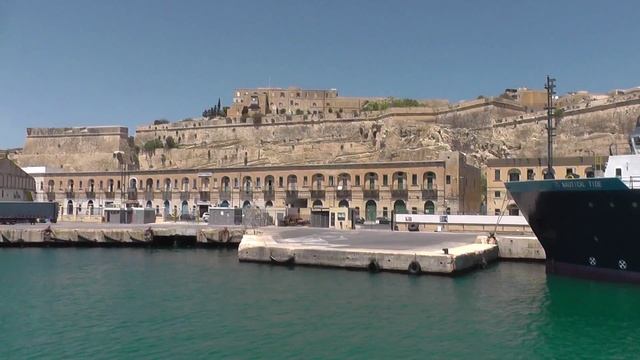 МАЛЬТА: Водная экскурсия по Гранд-Харбор... Слима, Валлетта... Grand Harbour Malta смотреть онлайн