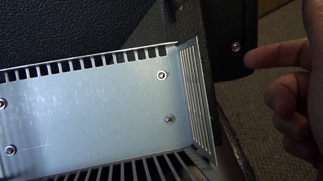 Fender Princeton Reverb Amp Rattle Update смотреть онлайн