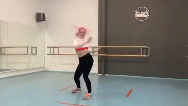 Танцы для взрослых в Брянске смотреть онлайн