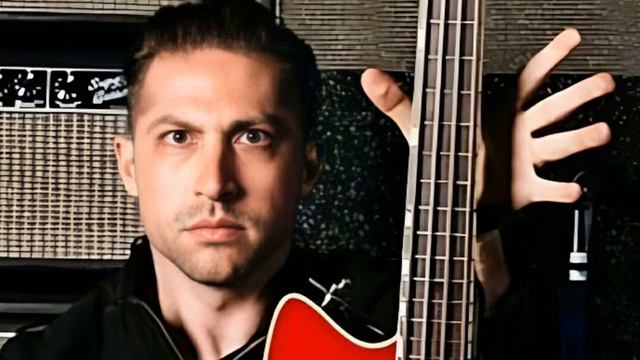 Michael Shuman - Talks about QOTSA, In Times New Roman Lp & more - Radio Broadcast 09/06/2023 смотреть онлайн