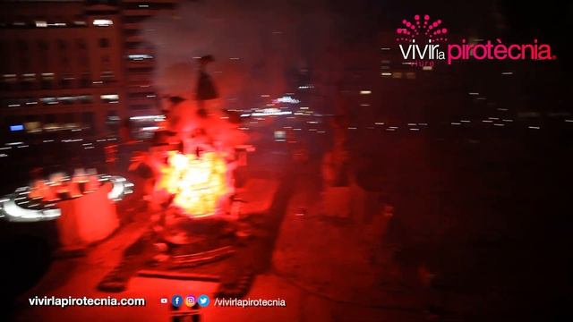 Fallas de Valencia 2023. Nit de la Cremà. Falla Municipal. Pirotecnia Valenciana смотреть онлайн