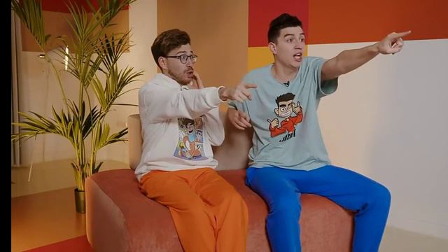 КЛОУН А4 СНЯЛ МАСКУ!!!!#а4#влада4#аклоуна4