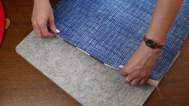 Хитрый пэчворк из полосок. Лоскутная подушка из обрезков тканей. смотреть онлайн