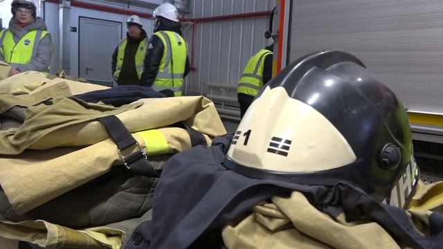 Иркутская нефтяная компания продолжает программу экскурсий на свои производственные объекты смотреть онлайн