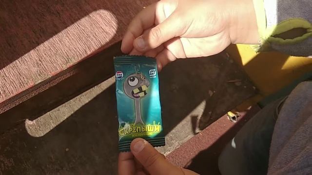 Распаковка скрипящей из Магнита! смотреть онлайн