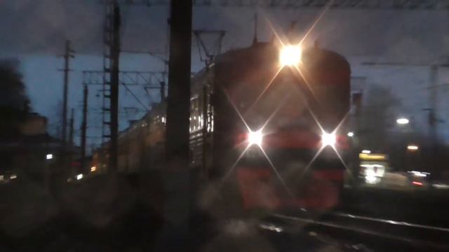 "Уже прошёл ремонт!" Электропоезд ЭТ2М - 052 на ст.Царское Село с опозданием 11 минут смотреть онлайн