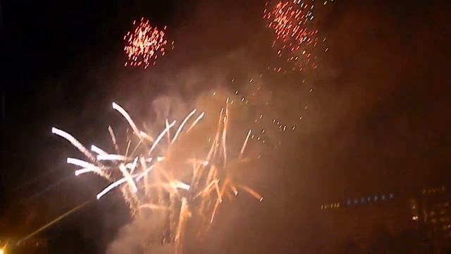 Мы сделаем Ваш праздник Ярким и незабываемым Заказать феерверк - 0504340917 смотреть онлайн