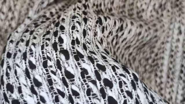 ф5448 Черно-белая рогожка косичками (45%шерсть 35%хлопок 20%акрил). смотреть онлайн