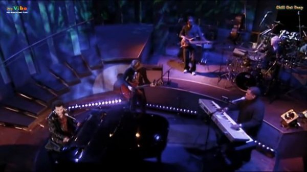 Lionel Richie - Easy (Like Sunday Morning) | Music Video Live