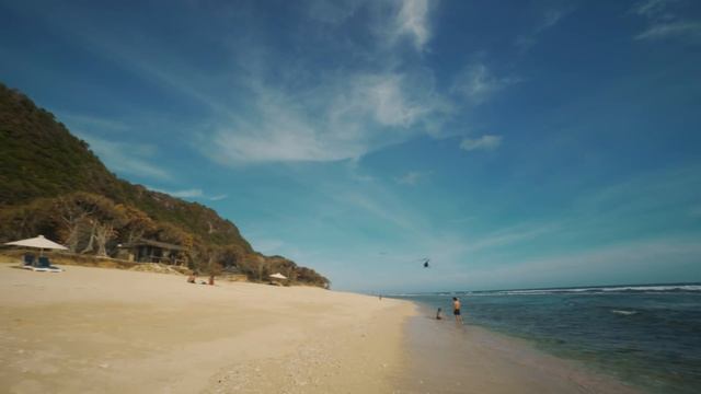 ULUWATU, BALI! Hands down favorite part of Bali | Travel Guide смотреть онлайн