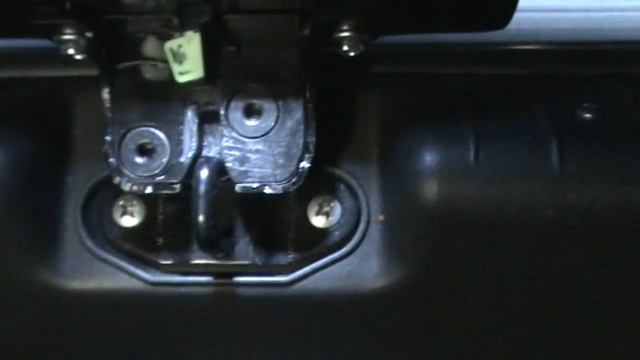 Лада Гранта. Регулировка замка багажника. смотреть онлайн