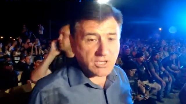 Губернатор Сергей Боженов на боксе "Сталинградская битва" смотреть онлайн