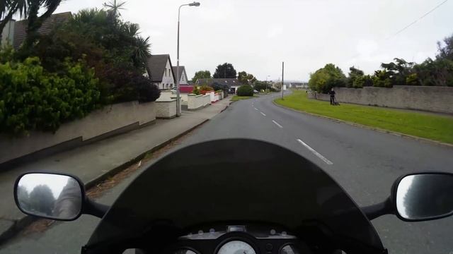 VFR 750 Owner Review