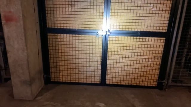 Underground Garage Storage Facility Full Of Abandoned & Forgotten Classic Cars! смотреть онлайн