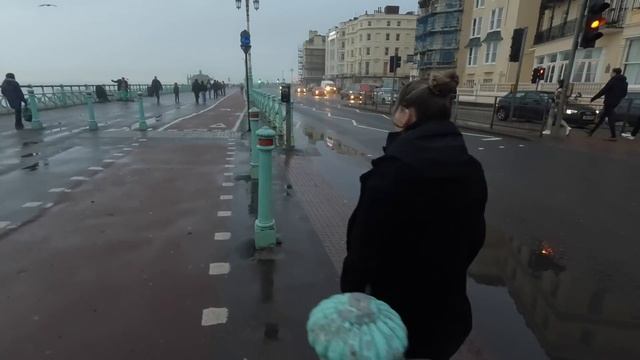 Exploring Brighton Beach, Pier and The Hidden Lanes! Merry Christmas From England! смотреть онлайн