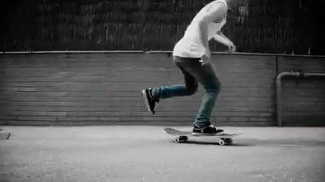 SWITCH LASER DOUBLE FLIP - 4 BLOCKS смотреть онлайн